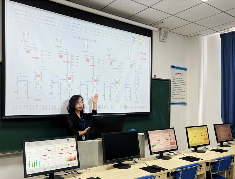 沈立杰老师演示火电机组仿真系统